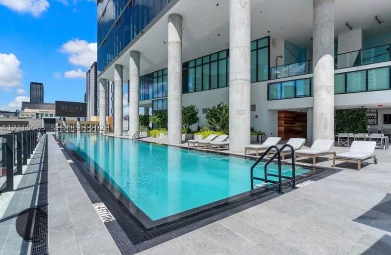 1 bedroom Condominium at 398 NE 5th St 1815, The Elser, Miami — photo 2