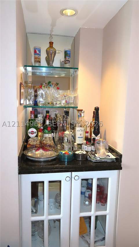 5701 Collins Ave 607, Miami Beach FL - photo 10 of 35
