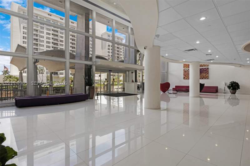 1 bedroom Condominium at 5701 Collins Ave 607, Arlen Beach Condo, Miami Beach — photo 4