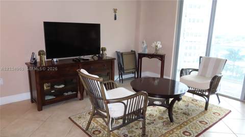 5701 Collins Ave 607, Miami Beach FL - photo 6 of 35