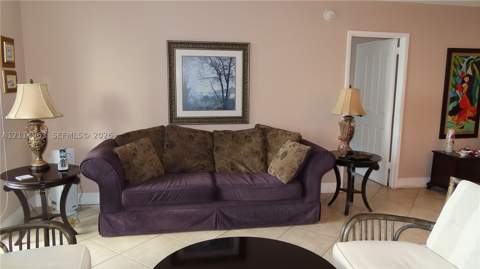 5701 Collins Ave 607, Miami Beach FL - photo 9 of 35