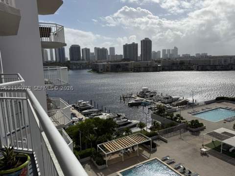 18061 Biscayne Blvd 904, Aventura FL - photo 12 of 42