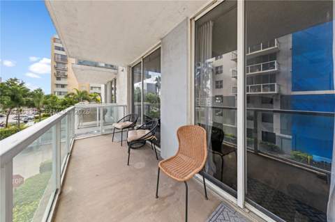 5091 NW 7th St 311, Miami FL - photo 13 of 25