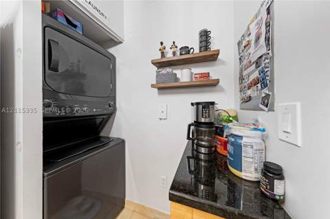 5091 NW 7th St 311, Miami FL - photo 6 of 25