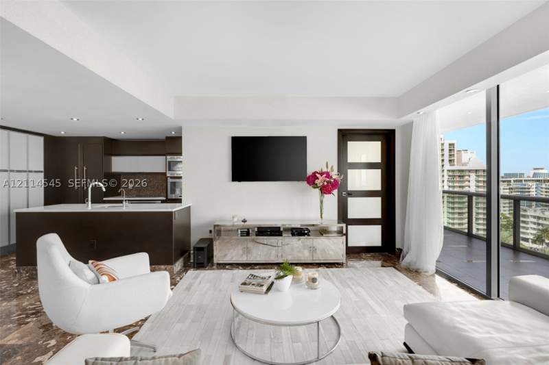 2 bedroom Condominium at 5875 Collins Ave 1503, Mei Condo, Miami Beach — photo 4