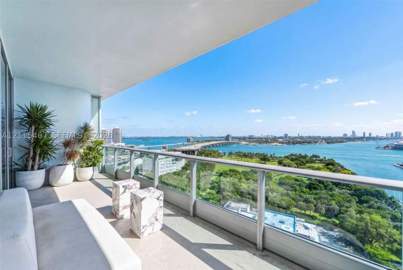 1 bedroom Condominium at 900 Biscayne Blvd 2104, 900 Biscayne Bay Condo, Miami — photo 3
