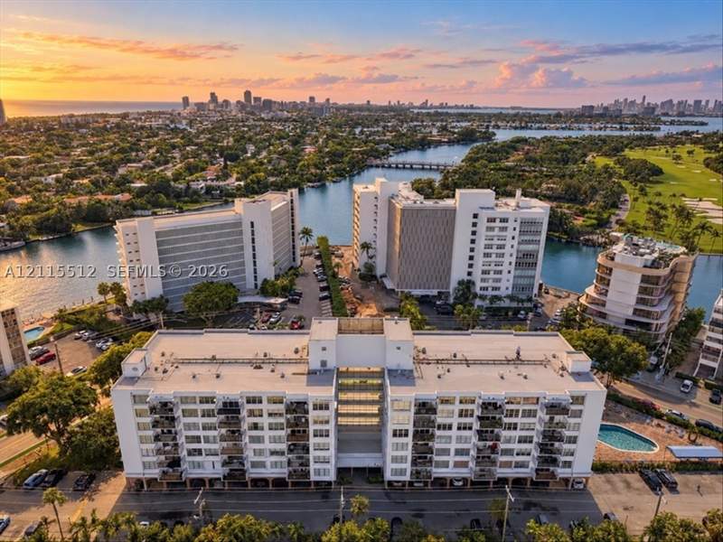 2 bedroom Condominium at 1001 91st St 302, Longwood Towers Condo, Bay Harbor Islands — photo 2