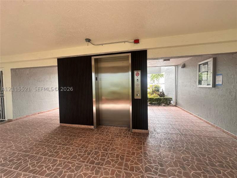 2 bedroom Condominium at 11715 SW 18th St 209, Florida 2001 Condo, Miami — photo 5