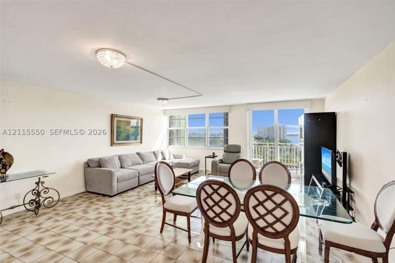 2 bedroom Condominium at 2150 SE Sans Souci Blvd B805, Bayview Towers Condo Sout, North Miami — photo 2