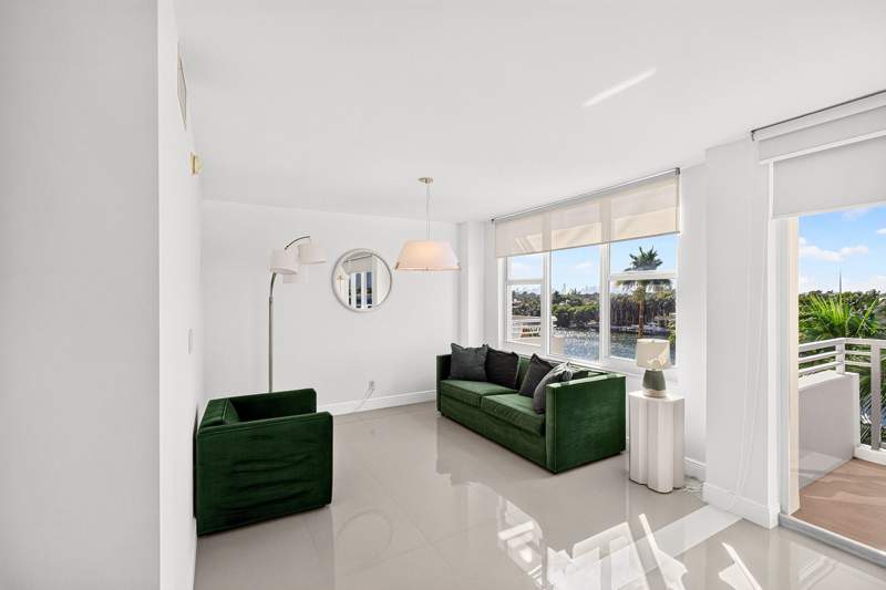 2 bedroom Condominium at 5600 Collins Avenue 6M, 5600 Condo, Miami Beach — photo 3