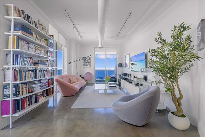 2 bedroom Condominium at 700 NE 25th St 803, Star Lofts On The Bay Con, Miami — photo 3