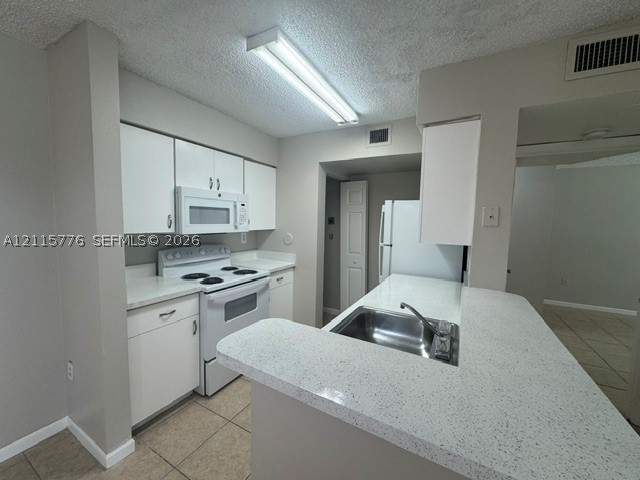 2 bedroom Condominium at 15231 SW 80th St 113, Kendall Lake Towers Condo, Miami — photo 5