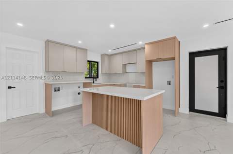 20520 NW 26th Ct, Miami Gardens FL - photo 15 of 35