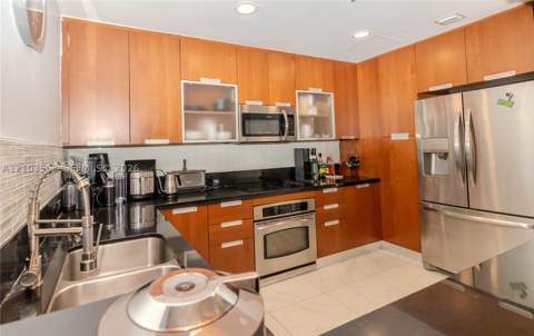 7901 Hispanola Ave 801, North Bay Village FL - photo 17 of 92