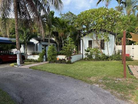 12015 NE 6th Ave, Biscayne Park FL - photo 18 of 19