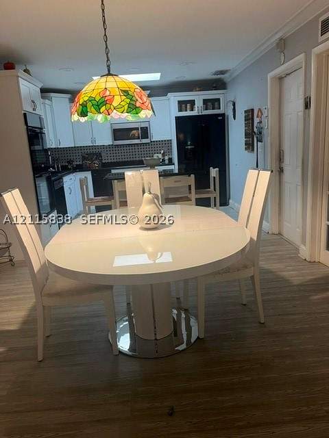 3 bedroom SingleFamilyResidence at 4422 SW 127th Pl, Royale Green Sec 5, Miami — photo 4