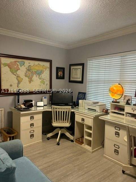 4422 SW 127th Pl, Miami FL - photo 6 of 10