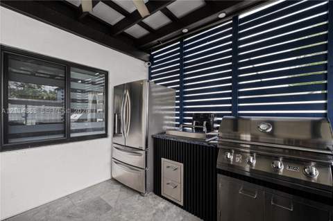 18082 SW 152 ct, Miami FL - photo 9 of 65
