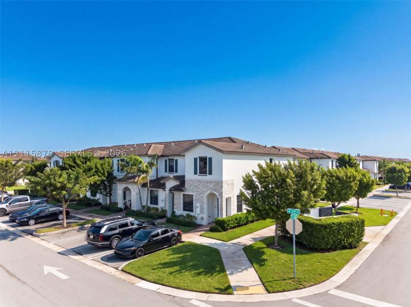 3 bedroom Townhouse at 23317 SW 129th Path, Sienna Reserve, Homestead — photo 3