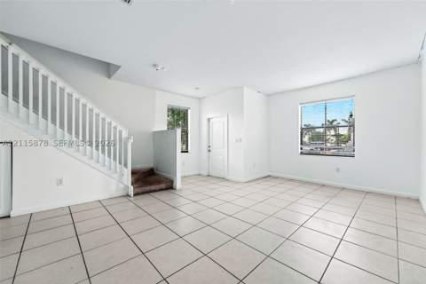 23317 SW 129th Path, Homestead FL - photo 8 of 35