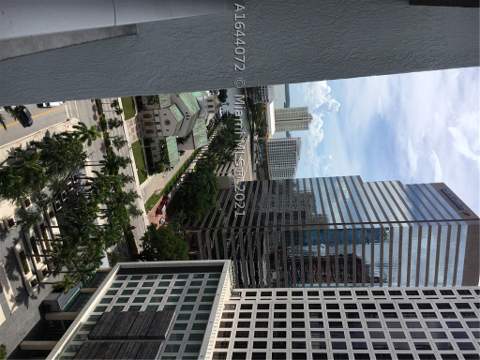 55 SE 6 St 2006, Miami FL - photo 11 of 11