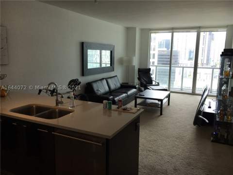 55 SE 6 St 2006, Miami FL - photo 7 of 11