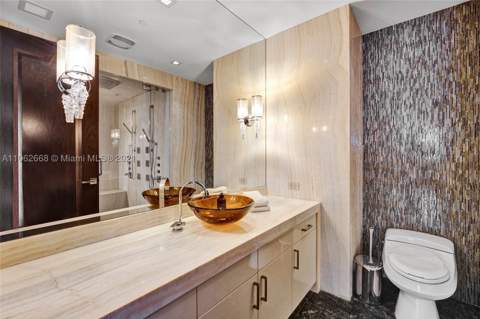 17749 Collins Ave 1402, Sunny Isles Beach FL - photo 18 of 87