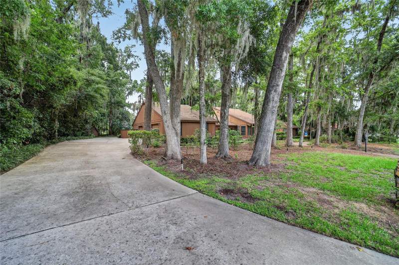 3 bedroom Single Family Residence at 2411 SE 15th Street, Woodridge, Ocala — photo 5