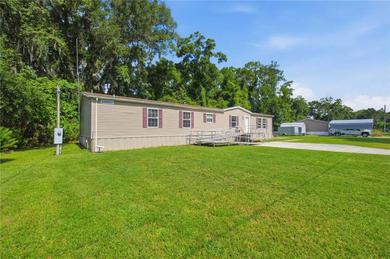 4 bedroom Manufactured Home at 8450 NW 15th Avenue, Concordia Park Un 01, Ocala — photo 2