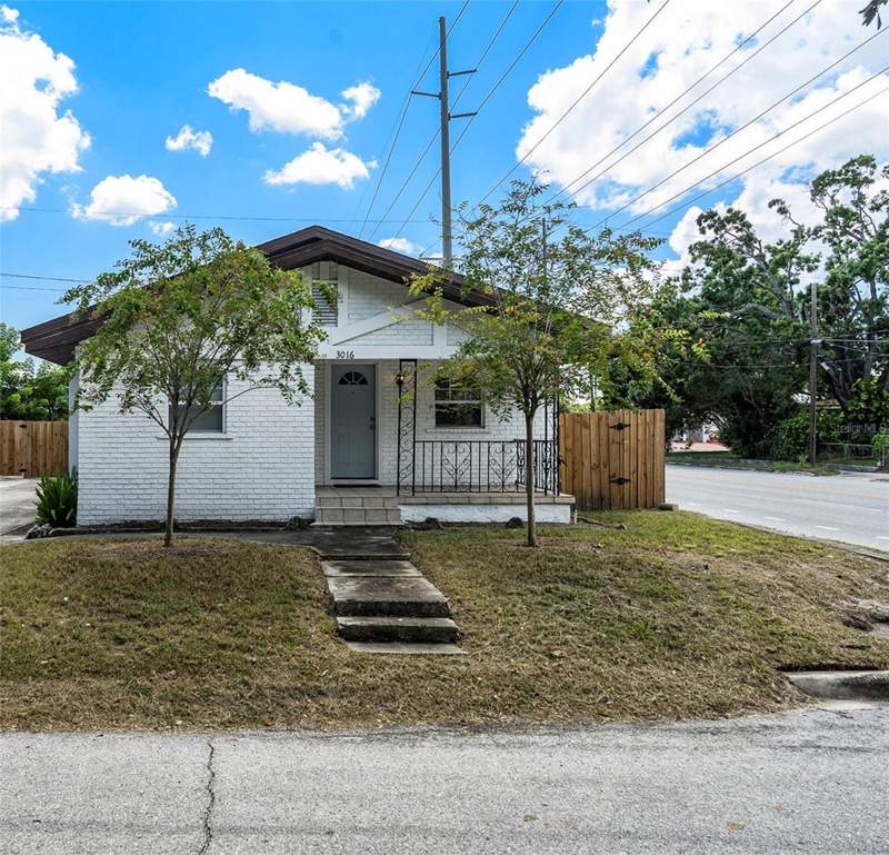 James GrahamsHomes for Sale in Tampa, FL