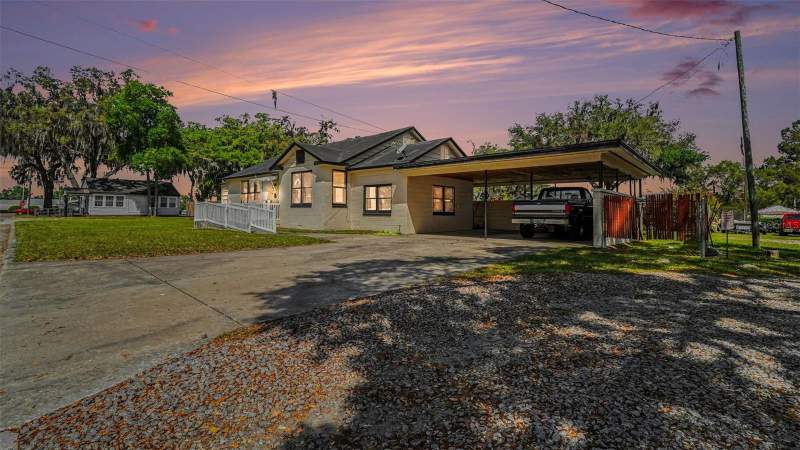 3 bedroom Single Family Residence at 219 SW 6th Street, Ocala, Ocala — photo 2