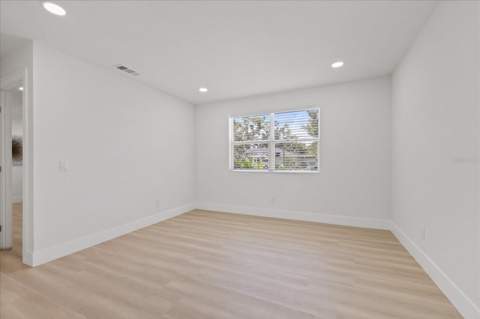 6403 Elliot Drive, Tampa FL - photo 17 of 45