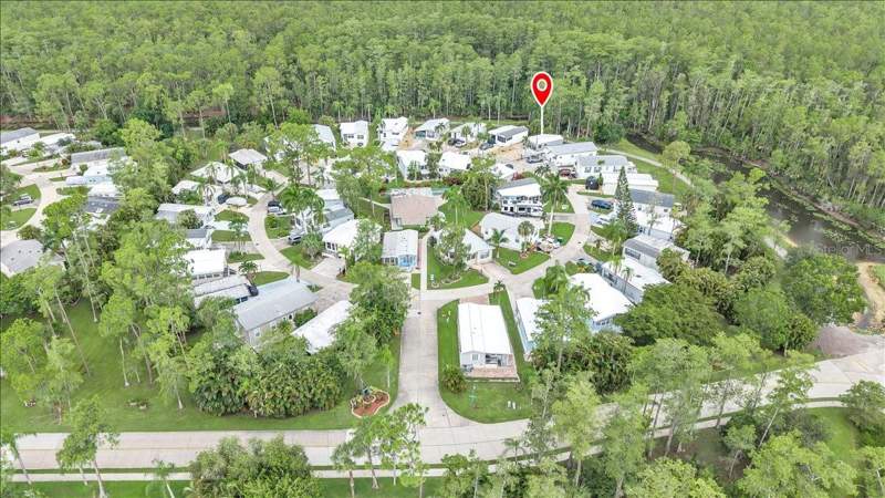 1 bedroom Manufactured Home at 10933 Brown Pelican Circle, Corkscrew Woodlands, Estero — photo 3