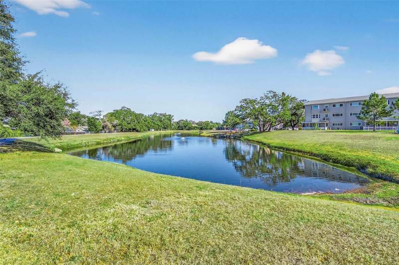 2 bedroom Condominium at 2220 Swedish Drive #56, On Top Of The World, Clearwater — photo 2