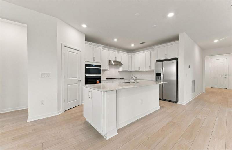 3 bedroom Single Family Residence at 10037 Trellis Vine Way, Oakfield Trails Phase I, Parrish — photo 3