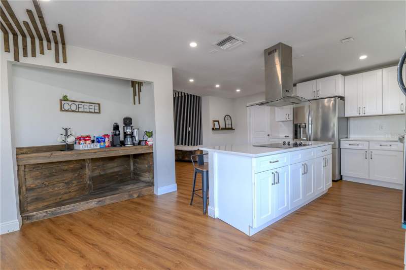3 bedroom Single Family Residence at 800 S Keene Road, Oak Acres, Clearwater — photo 5