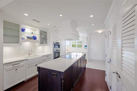 7001 Gulf Of Mexico Drive #24, Longboat Key FL - photo 11 of 55