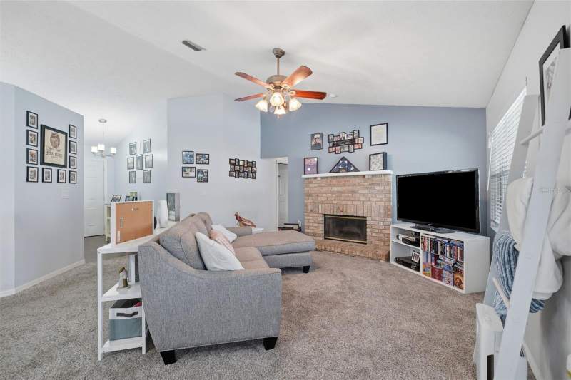 4 bedroom Single Family Residence at 3351 SE 55th Court, Indian Pines 1st Add, Ocala — photo 2