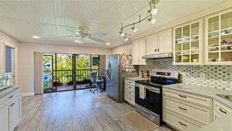 4910 Bay Street #310, St Petersburg FL - photo 8 of 30