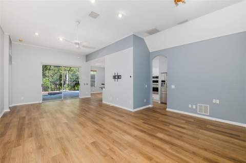 12709 Westwood Lakes Boulevard, Tampa FL - photo 23 of 76