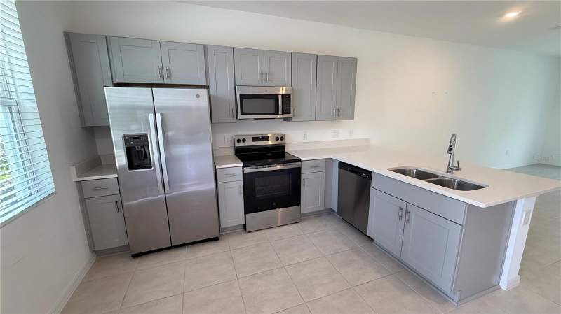 2 bedroom Townhouse at 3119 Skyline Loop, Westview Pod A Ph 1B & 2, Poinciana — photo 4