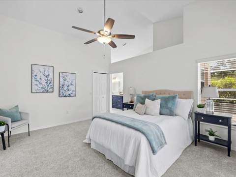 9631 Oakwood Hills Court, New Port Richey FL - photo 15 of 51