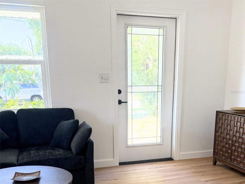 3 bedroom Single Family Residence at 870 86TH AVENUE, EL CENTRO, ST PETERSBURG — photo 2