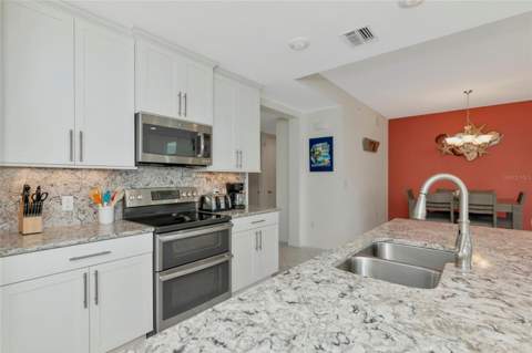 395 Aruba Circle #203, Bradenton FL - photo 14 of 56