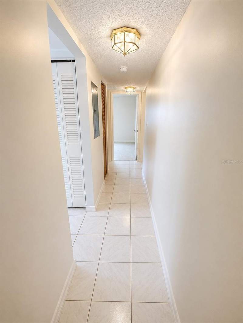2 bedroom Condominium at 7701 Starkey Road #239, Boulevard Club The Condo, Seminole — photo 4