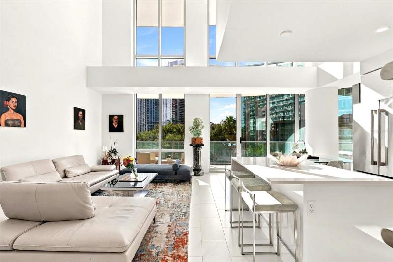 2 bedroom Condominium at 400 Central Avenue #301, Condo Residences At 400 Central, St Petersburg — photo 3
