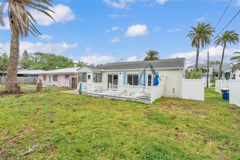 2 bedroom Single Family Residence at 752 Lantana Avenue, Mandalay Sub, Clearwater Beach — photo 4