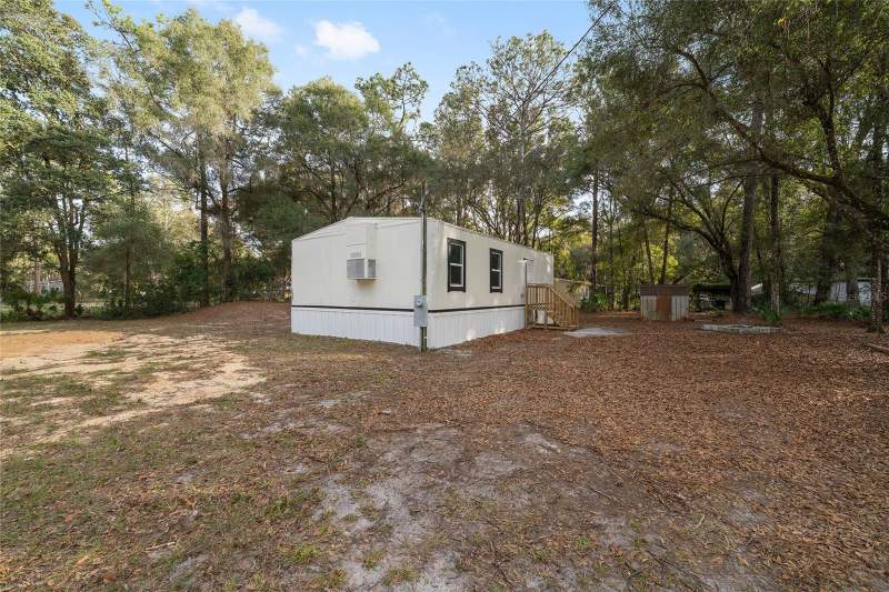 2 bedroom Manufactured Home at 1630 SE 178th Lane, Leighton Estate, Summerfield — photo 2