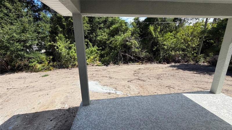 3 bedroom Single Family Residence at 17492 Quincy Avenue, Port Charlotte Sec 031, Port Charlotte — photo 3