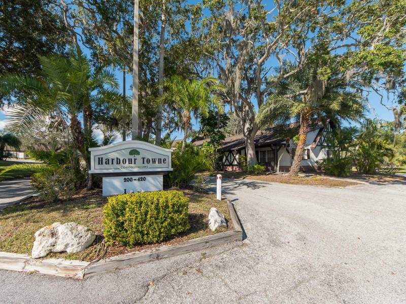 1 bedroom Condominium at 310 N Bayshore Boulevard #103, Harbour Towne Condo, Clearwater — photo 4